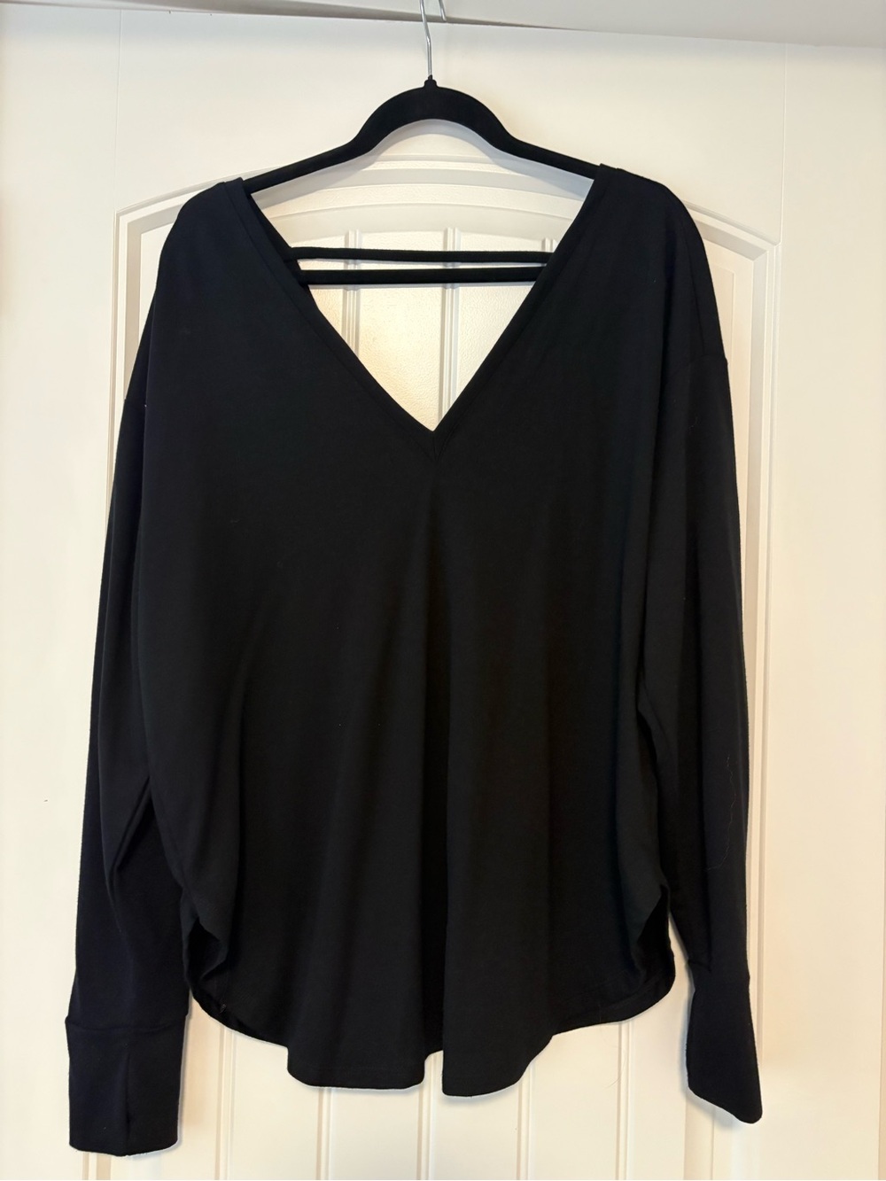 torrid Black V-Neck Long Sleeve Tee